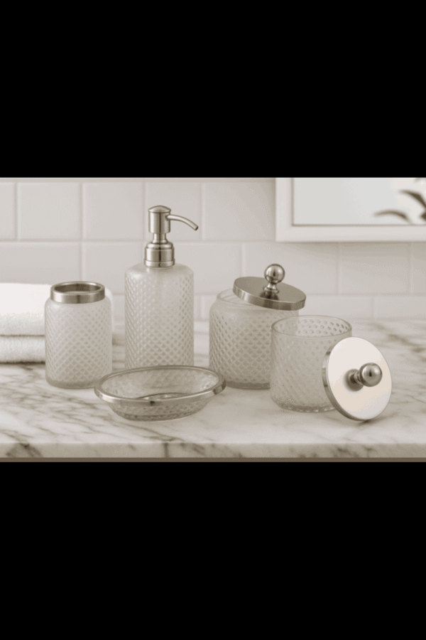 Diamond Glass Bathroom Accessories Set